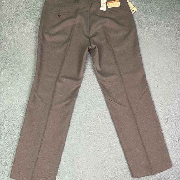 Vintage 70s Levi’s action slacks - Picture 6 of 7